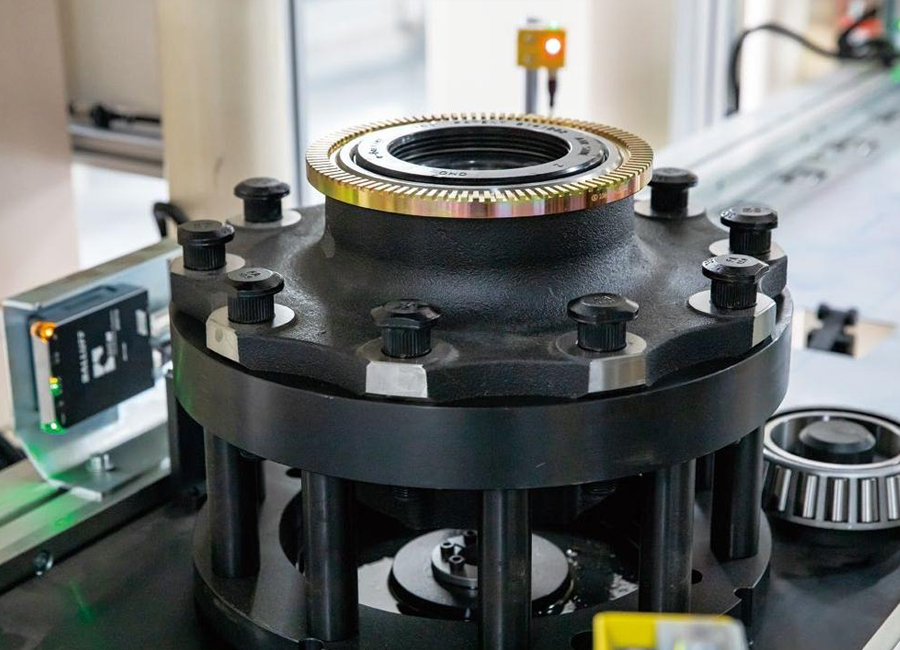 高精度加工设备